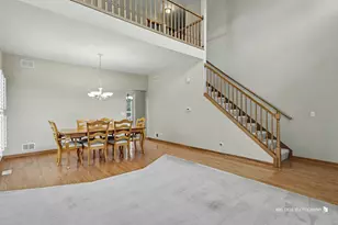 3230 Midlane Dr, Wadsworth, IL 60083 - Photo 3