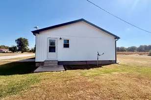 1833 Mercer Ln, Centralia, IL 62801 - Photo 5