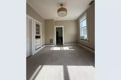 2233 N Sawyer Avenue #2, Chicago, IL 60647 - Photo 15