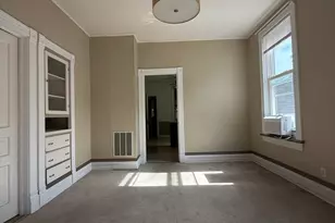 2233 N Sawyer Ave, Chicago, IL 60647 - Photo 15