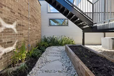 2651 W Medill Avenue, Chicago, IL 60647 - Photo 29