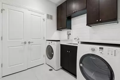 2651 W Medill Avenue, Chicago, IL 60647 - Photo 27