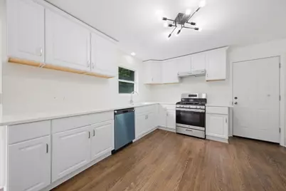 616 Bayfield Drive, Dekalb, IL 60115 - Photo 9