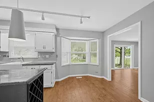 2600 Midland Dr, Naperville, IL 60564 - Photo 13