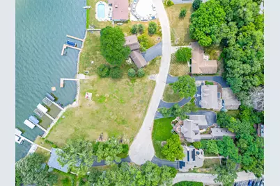 38 N Holly Avenue, Fox Lake, IL 60020 - Photo 51