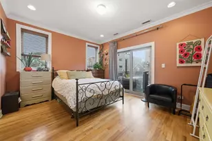 2710 W Thomas St, Chicago, IL 60622 - Photo 13