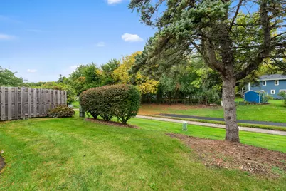 2001 Pepper Valley Drive, Geneva, IL 60134 - Photo 13