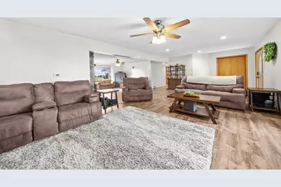 5230 S Harlan Drive, Rochelle, IL 61068 - Photo 3