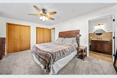 5230 S Harlan Drive, Rochelle, IL 61068 - Photo 17