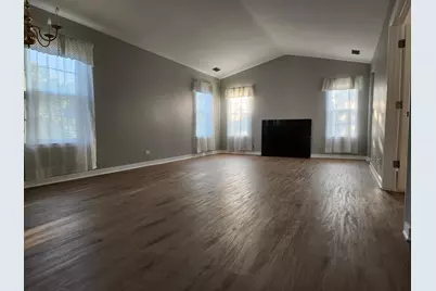 184 White Branch Court #184, Buffalo Grove, IL 60089 - Photo 3