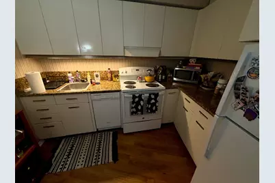 300 N State Street #2332, Chicago, IL 60654 - Photo 7