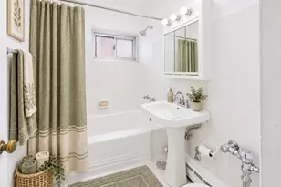 4970 N Marine Dr, Chicago, IL 60640 - Photo 15
