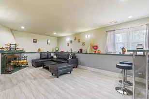 850 Silverwood Ct, Lake Zurich, IL 60047 - Photo 15