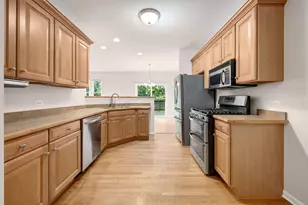 1200 Oakleaf Ct, Aurora, IL 60506 - Photo 13