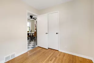 7935 S East End Ave, Chicago, IL 60617 - Photo 5