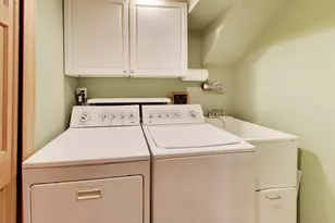1914 N Burke Dr, Arlington Heights, IL 60004 - Photo 37
