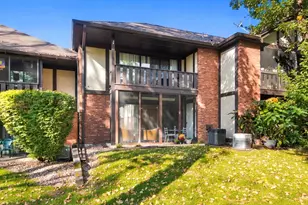 11231 Cottonwood Dr, Palos Hills, IL 60465 - Photo 17