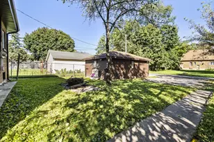 1125 Wadsworth Ave, North Chicago, IL 60064 - Photo 37