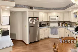 901 Center St, Des Plaines, IL 60016 - Photo 13