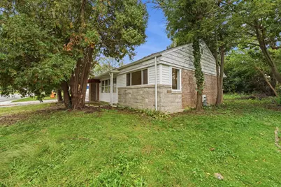 327 Marquette Street, Park Forest, IL 60466 - Photo 3