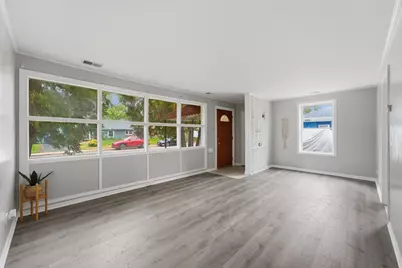 327 Marquette Street, Park Forest, IL 60466 - Photo 7