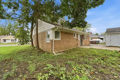 327 Marquette Street, Park Forest, IL 60466 - Photo 15
