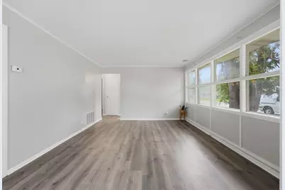 327 Marquette Street, Park Forest, IL 60466 - Photo 11