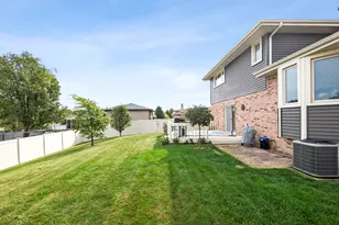 8930 Poplar St, Tinley Park, IL 60487 - Photo 27