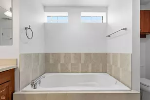 508 W Melrose St, Chicago, IL 60657 - Photo 15