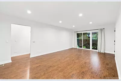 400 E Kensington Road #B, Mount Prospect, IL 60056 - Photo 7