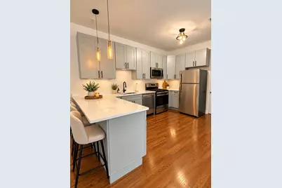 3206 N Sacramento Avenue #1R, Chicago, IL 60618 - Photo 3