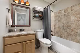 417 Travelaire Ave, Naperville, IL 60565 - Photo 23