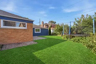 7032 Emerson St, Morton Grove, IL 60053 - Photo 23