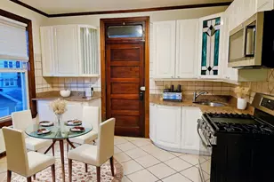 2340 W Thomas St, Chicago, IL 60622 - Photo 9