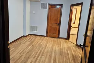 2340 W Thomas St, Chicago, IL 60622 - Photo 3