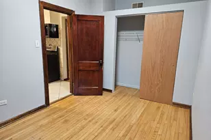 2340 W Thomas St, Chicago, IL 60622 - Photo 5