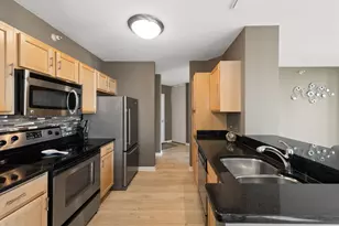 222 N Columbus Dr, Chicago, IL 60601 - Photo 11