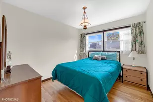 8811 N Merrill St, Niles, IL 60714 - Photo 13