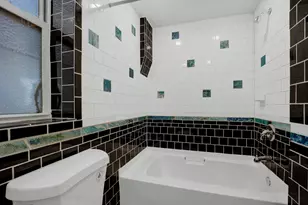 2937 N Washtenaw Ave, Chicago, IL 60618 - Photo 17