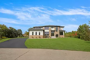 23589 N Owl Ct, Lake Barrington, IL 60010 - Photo 7