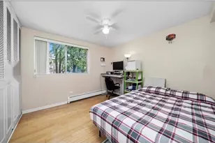 290 N Westgate Rd, Mount Prospect, IL 60056 - Photo 7