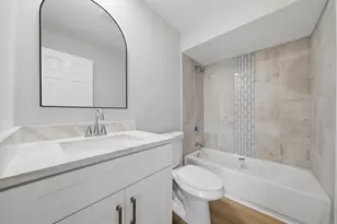 19405 Oakwood Ave, Country Club Hills, IL 60478 - Photo 23