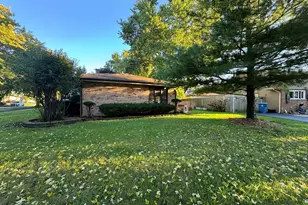 13004 S Blossom Dr, Alsip, IL 60803 - Photo 23