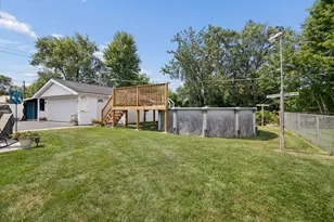 7416 S Octavia Ave, Bridgeview, IL 60455 - Photo 5