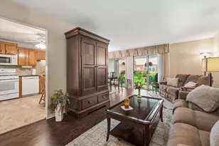 818 Butternut Ln, Mount Prospect, IL 60056 - Photo 5