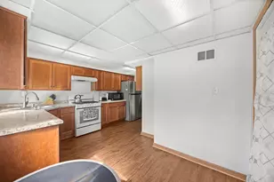6413 Oak Forest Ave, Tinley Park, IL 60477 - Photo 13