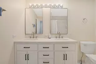 935 Concord Cir, Mundelein, IL 60060 - Photo 25
