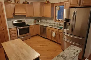 11277 Moraine Dr, Palos Hills, IL 60465 - Photo 3