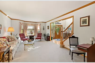 1646 Flagstone Drive, Crystal Lake, IL 60014 - Photo 7