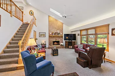 1646 Flagstone Drive, Crystal Lake, IL 60014 - Photo 15